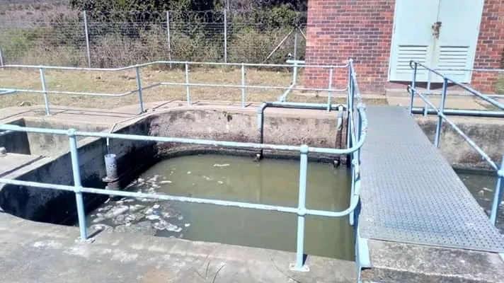 Sewer pump station wet well before desludging